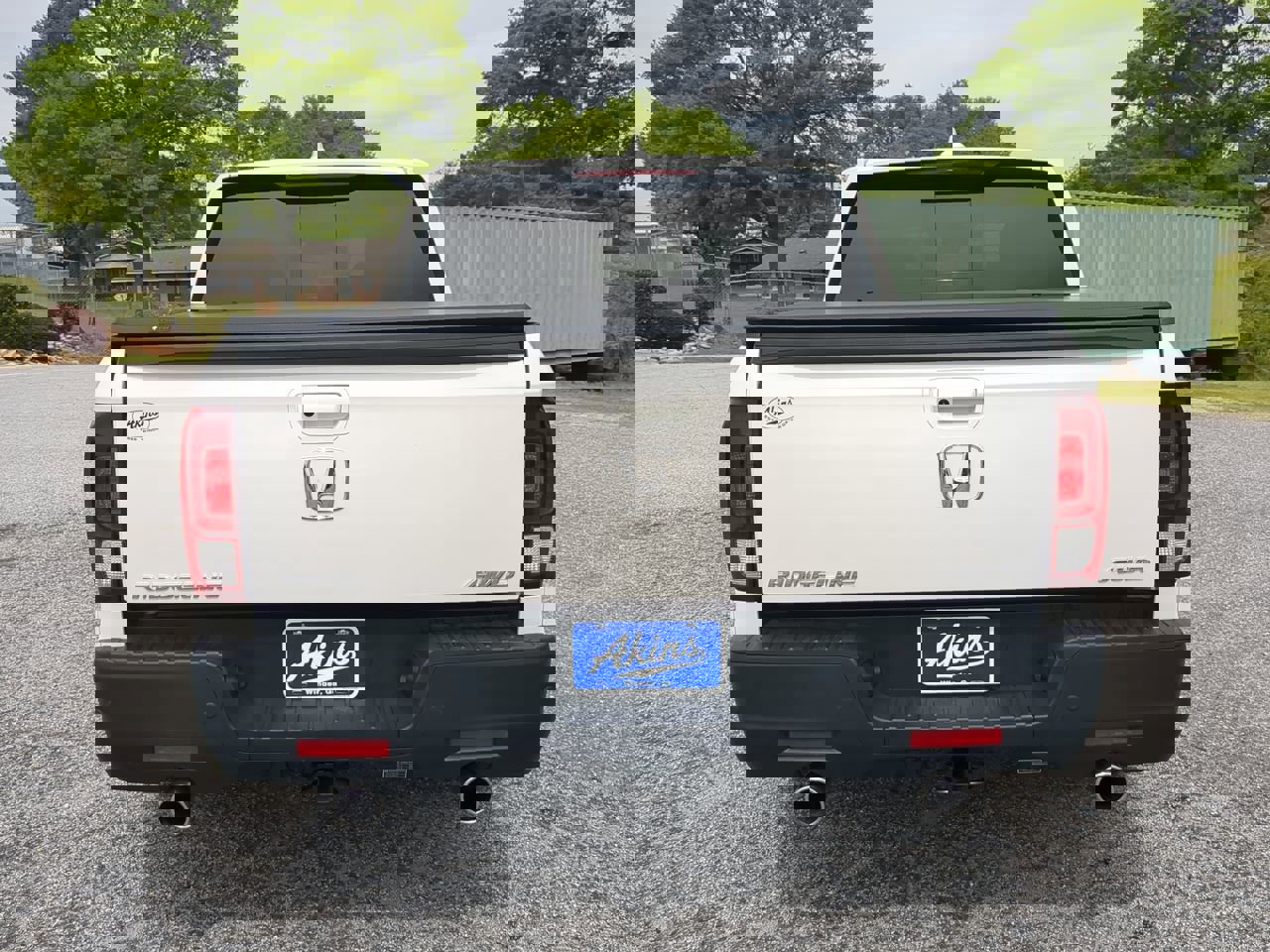 Used 2023 Honda Ridgeline RTL-E image 3