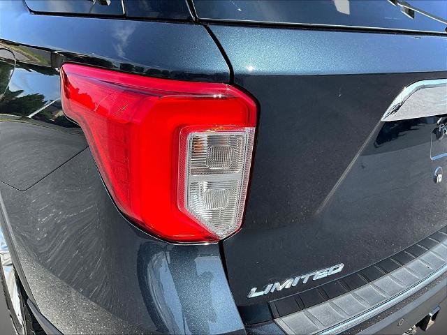 Certified 2022 Ford Explorer Limited w/ Equipment Group 301A AWD/4WD image 23