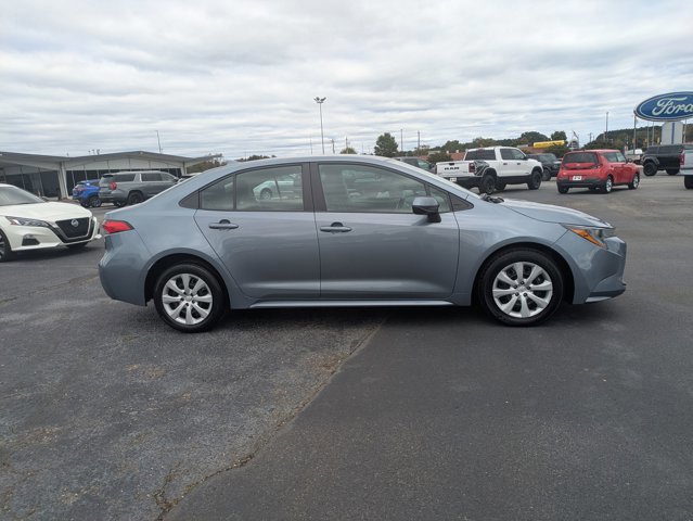 Used 2023 Toyota Corolla LE image 6