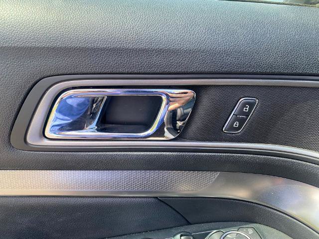 Certified 2018 Ford Explorer XLT w/ Equipment Group 202A FWD image 14