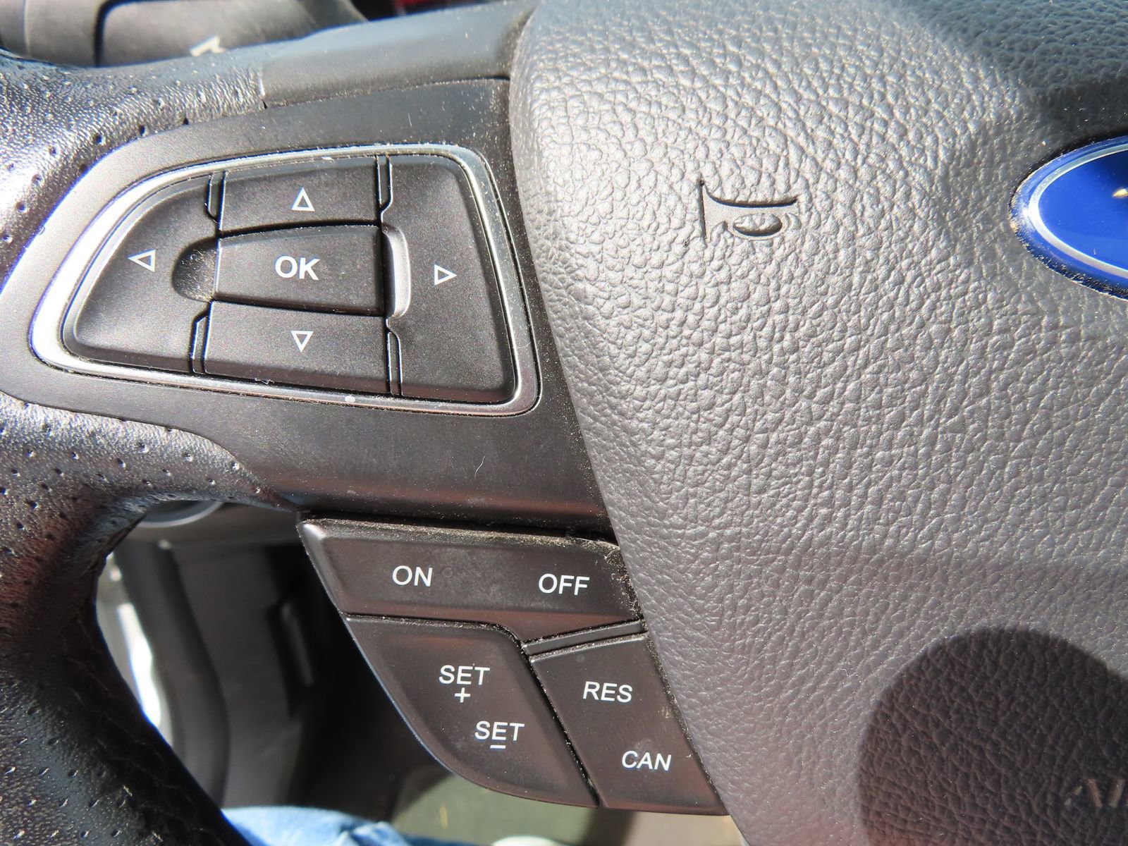 Certified 2017 Ford Focus ST w/ Equipment Group 402A image 21