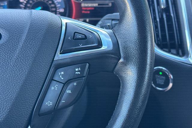 Certified 2018 Ford Edge Titanium w/ Technology Package FWD image 22