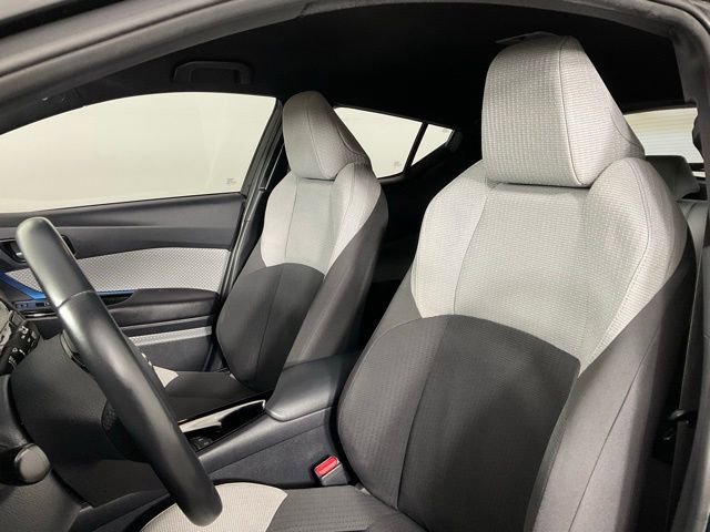 Used 2019 Toyota C-HR XLE image 14