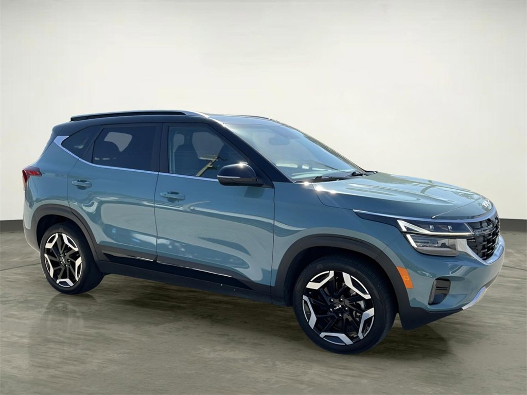 Used 2024 Kia Seltos SX image 12