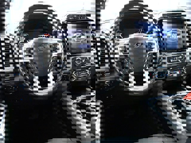 Certified 2022 Ford F350 Lariat w/ Lariat Ultimate Package image 7