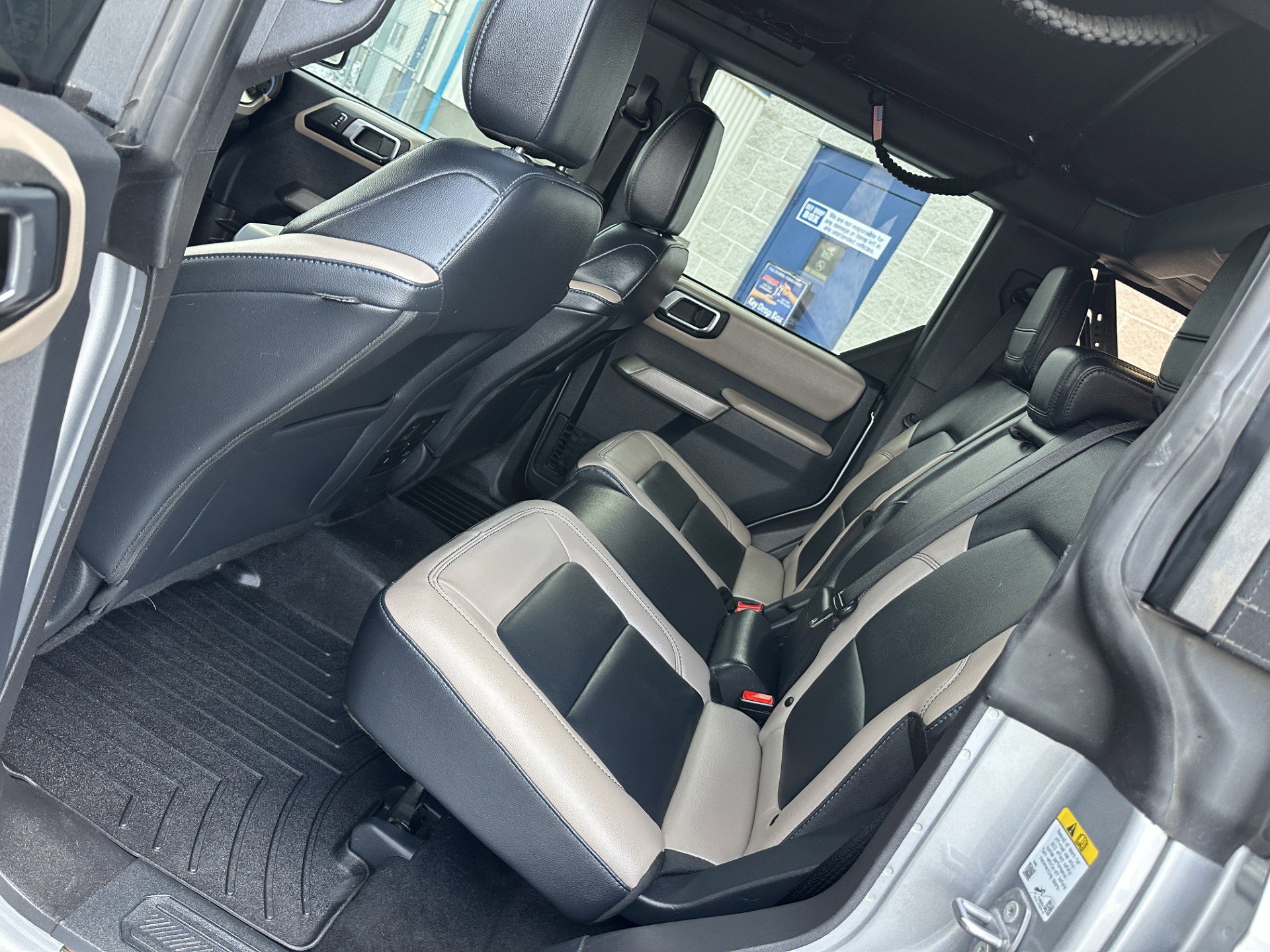 Certified 2023 Ford Bronco Wildtrak image 9