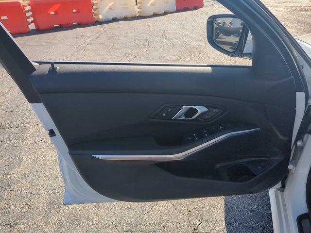 Used 2024 BMW 330i Sedan RWD image 13