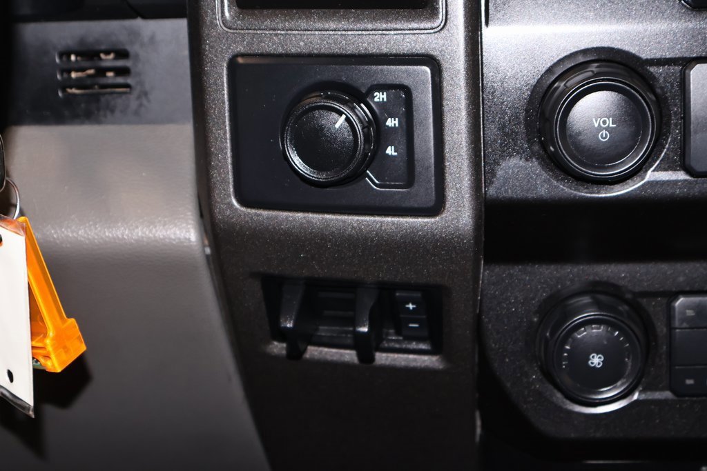 Certified 2022 Ford F550 4x4 SuperCab Super Duty image 31