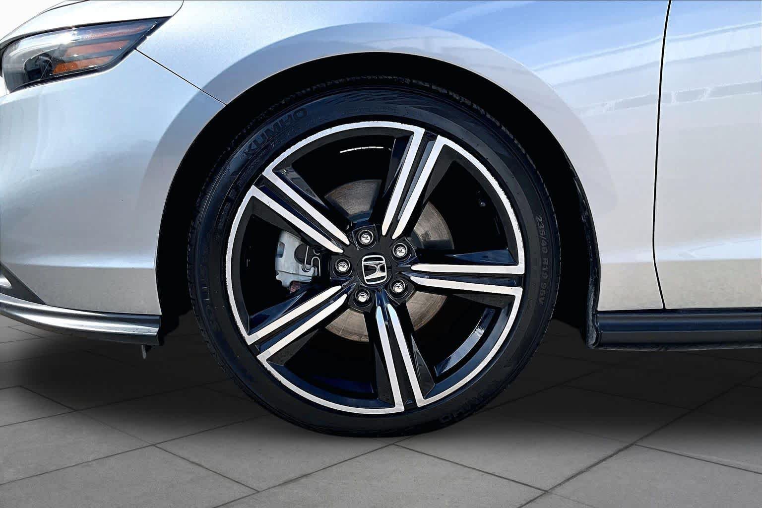Used 2023 Honda Accord Sport image 13