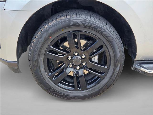 Certified 2022 Ford Expedition XLT RWD image 25