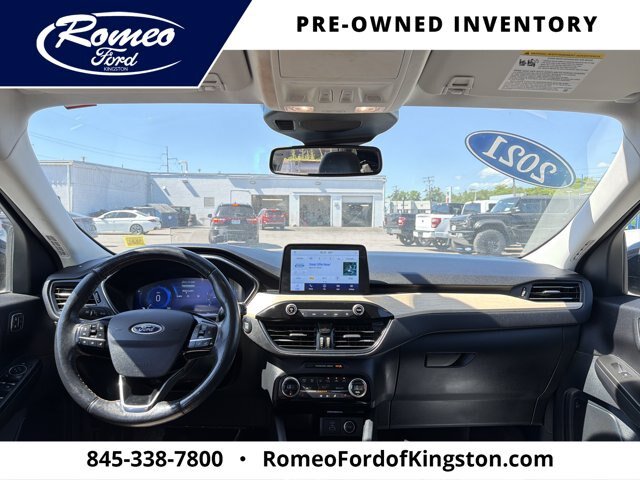 Certified 2021 Ford Escape Titanium w/ Titanium Elite Package AWD/4WD image 12