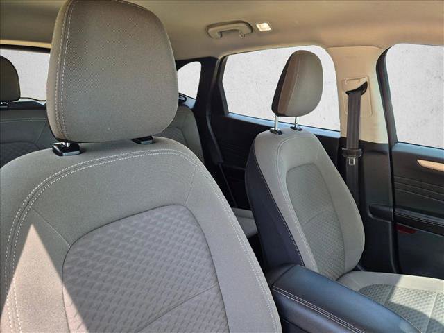 Certified 2021 Ford Escape SE w/ SE Sport Appearance Package FWD image 15