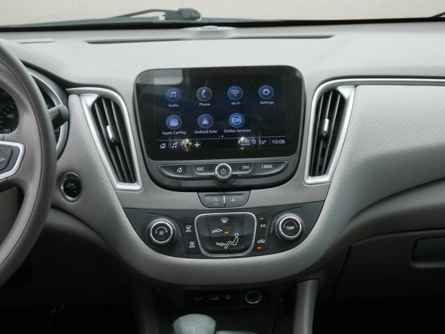 Used 2022 Chevrolet Malibu LS w/ Driver Confidence Package II FWD image 16