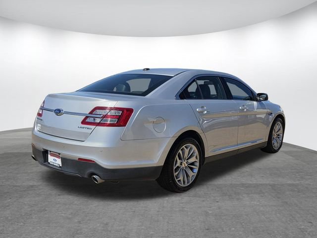 Certified 2019 Ford Taurus Limited image 4