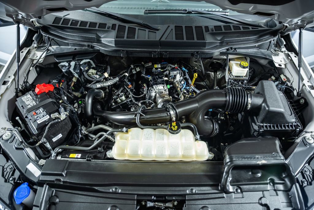 Certified 2022 Ford F150 XLT w/ Equipment Group 302A High image 23