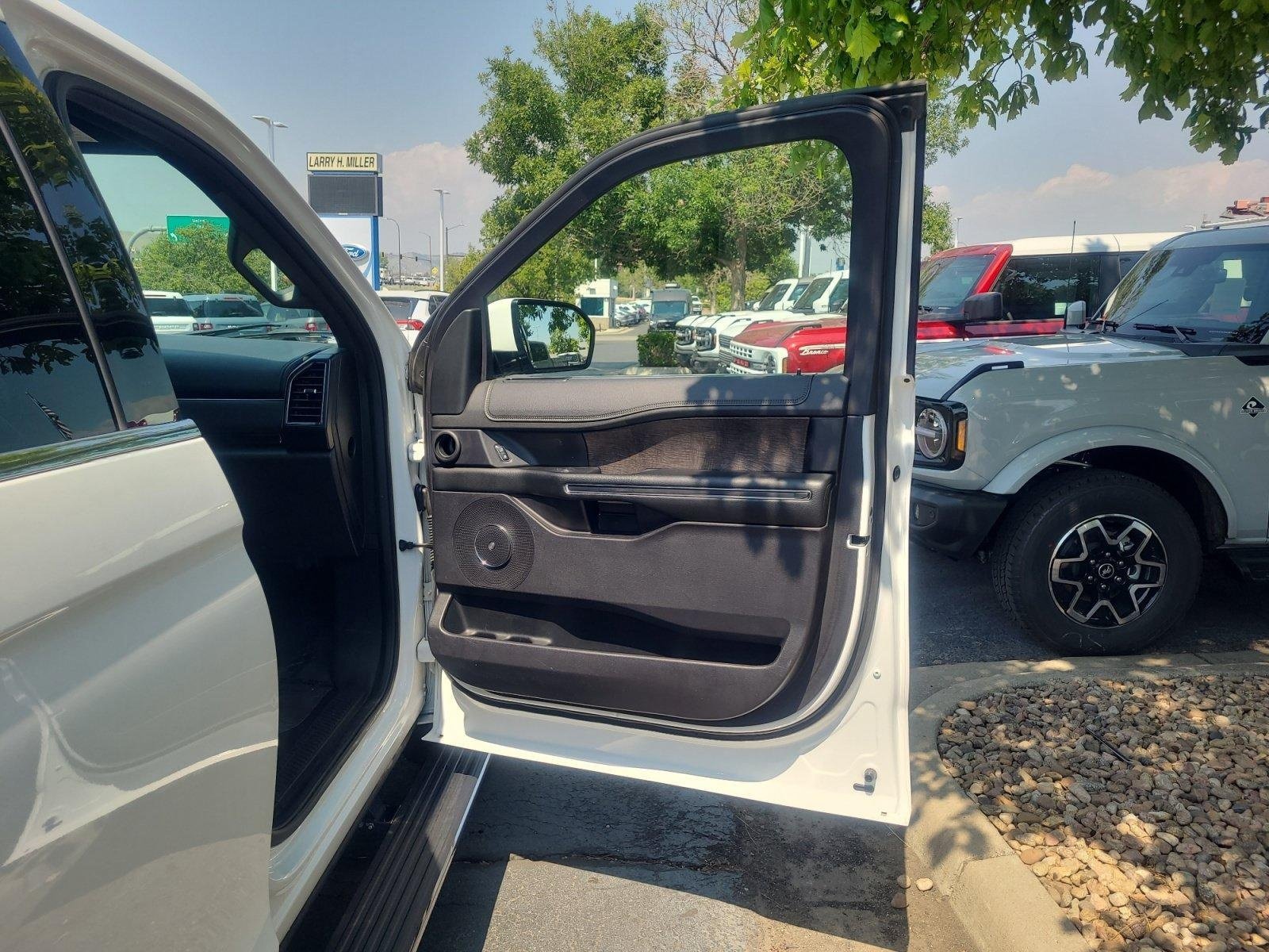 Certified 2021 Ford Expedition Limited AWD/4WD image 16