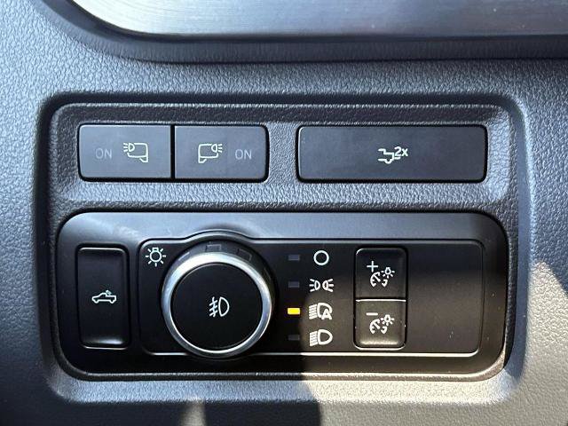 Certified 2024 Ford F250 Lariat w/ Lariat Ultimate Package AWD/4WD image 24