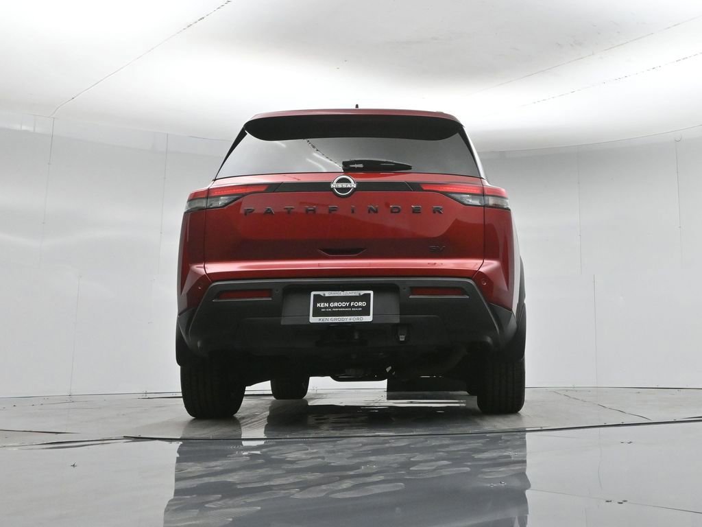 Used 2023 Nissan Pathfinder SV w/ SV Premium Package image 15