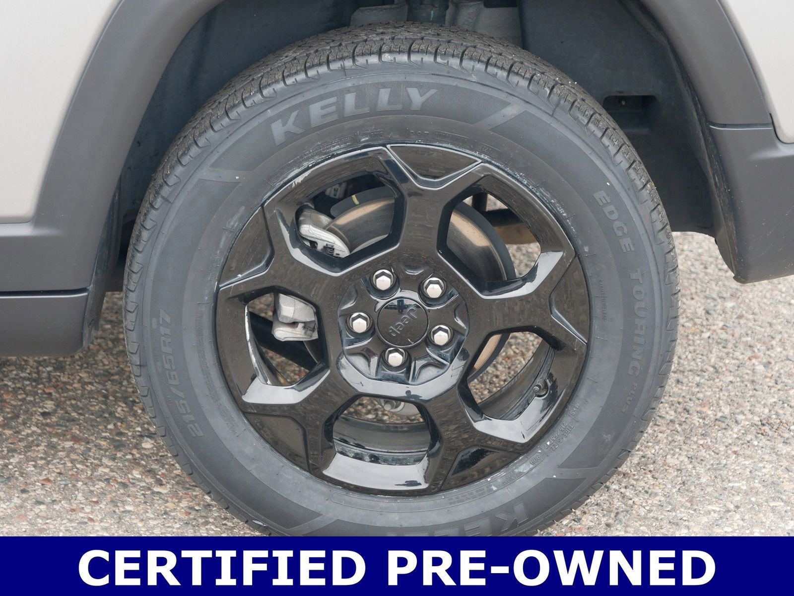 Used 2024 Jeep Compass Trailhawk image 10