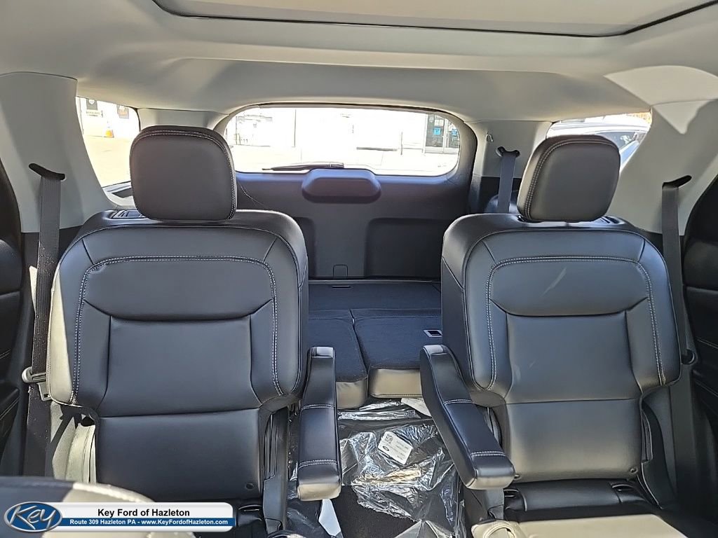 Certified 2023 Ford Explorer XLT w/ Equipment Group 202A AWD/4WD image 45