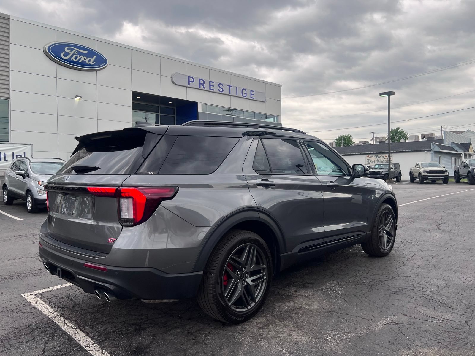 Certified 2025 Ford Explorer ST w/ Sun And Sound Package AWD/4WD image 11