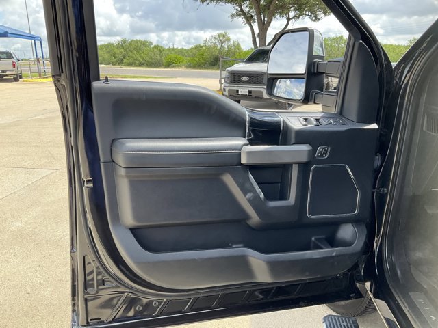 Certified 2021 Ford F250 Platinum w/ FX4 Off-Road Package AWD/4WD image 7