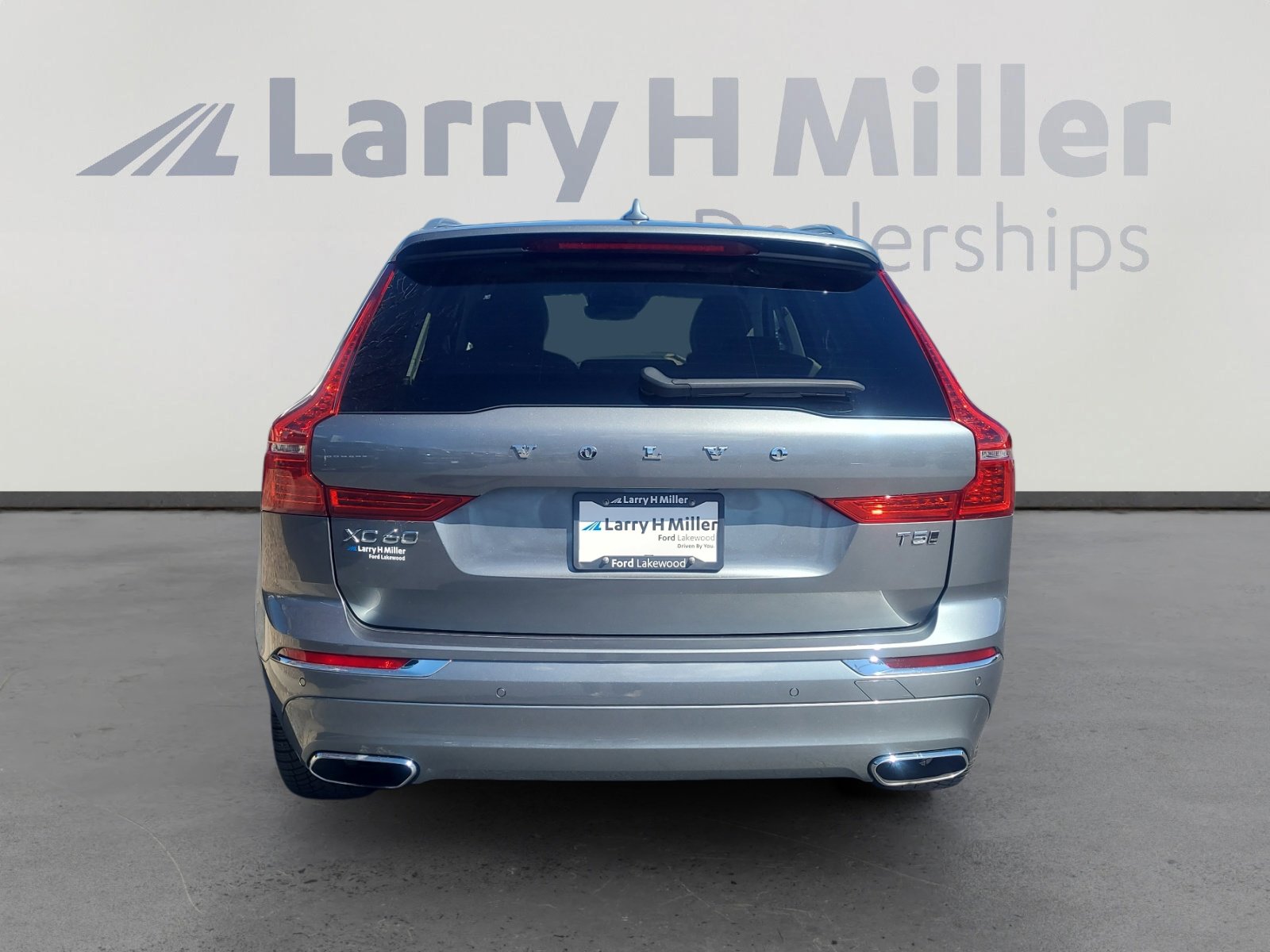 Used 2021 Volvo XC60 T5 Inscription w/ Advanced Package image 4