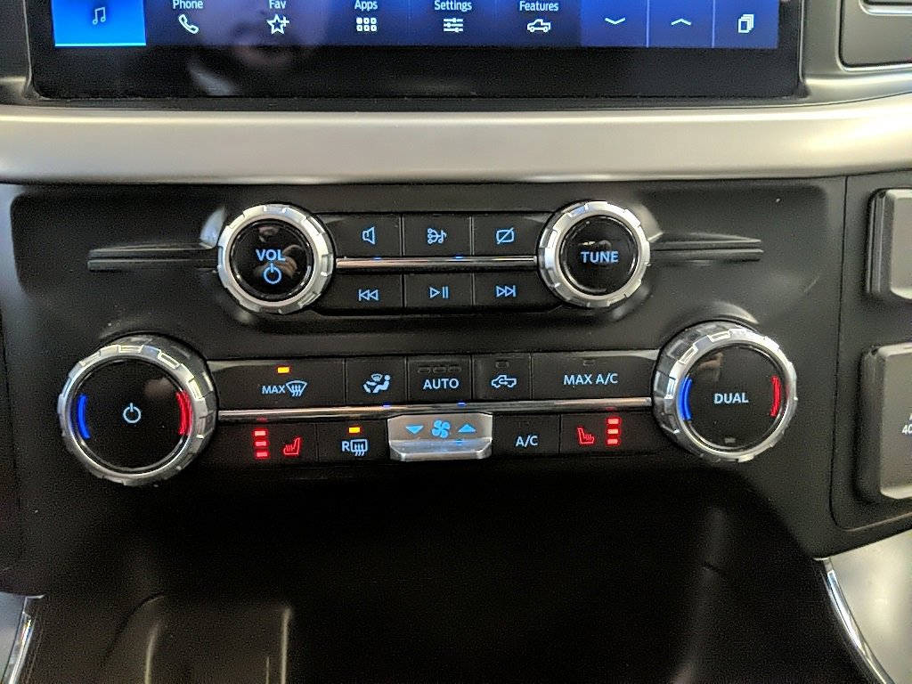 Certified 2022 Ford F150 XLT w/ Equipment Group 302A High image 19