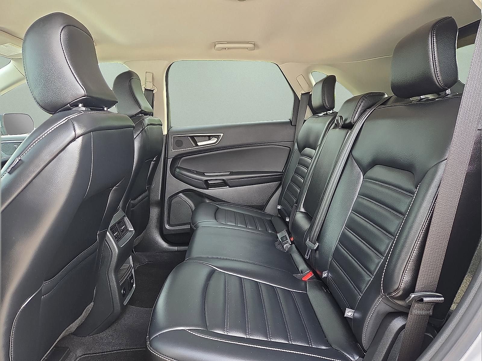 Certified 2023 Ford Edge SEL w/ Convenience Package AWD/4WD image 10