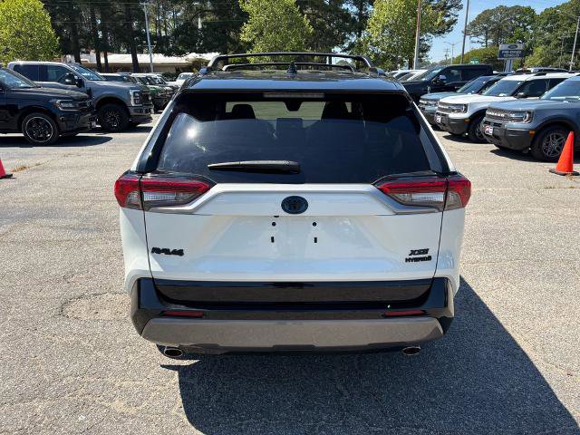 Used 2021 Toyota RAV4 XSE AWD/4WD image 6