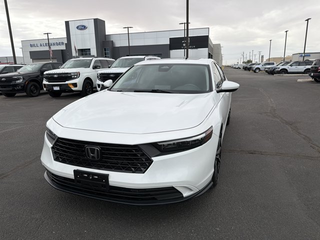 Used 2023 Honda Accord EX image 2