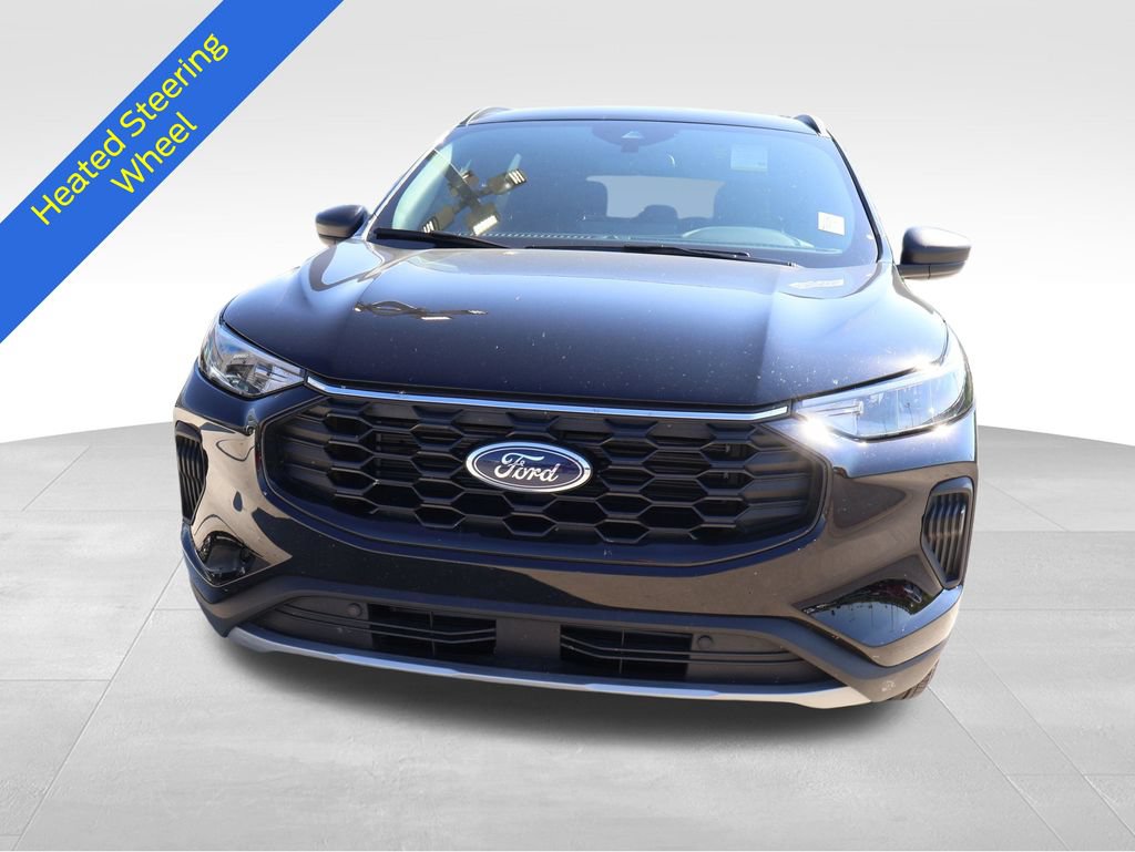 Certified 2026 Ford Escape ST-Line w/ Tech Pack #1 FWD image 6