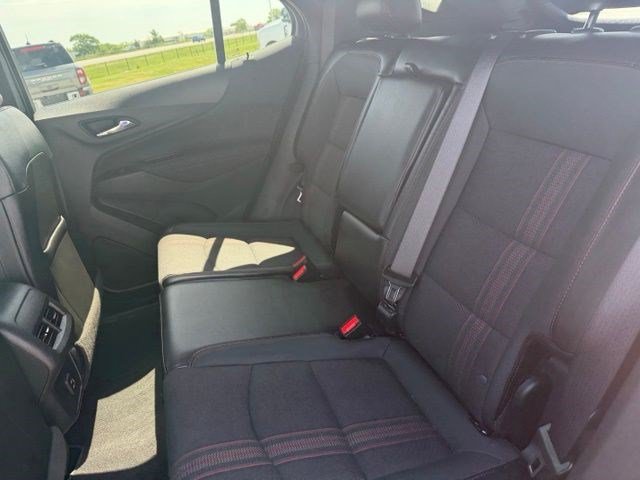Used 2023 Chevrolet Equinox RS AWD/4WD image 26