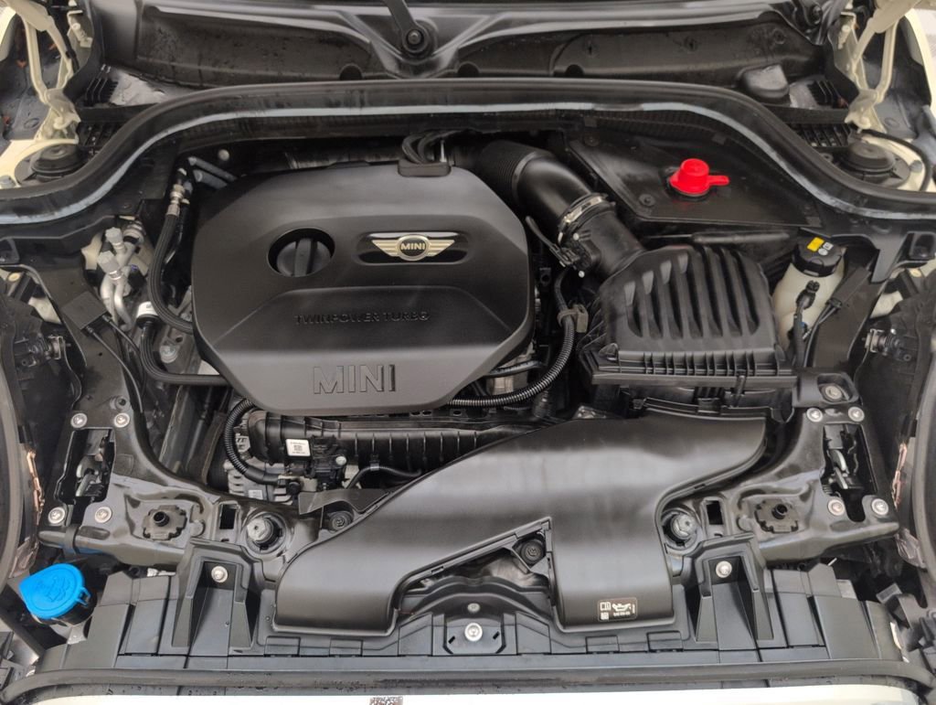 Used 2018 MINI Cooper 2-Door Hardtop image 42