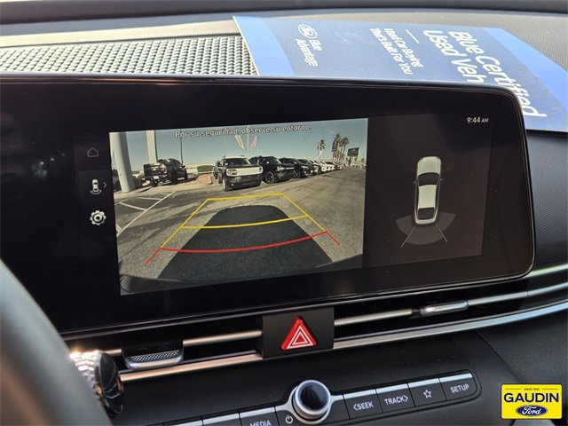 Used 2023 Hyundai Elantra Limited w/ Preferred Accessory Package image 22