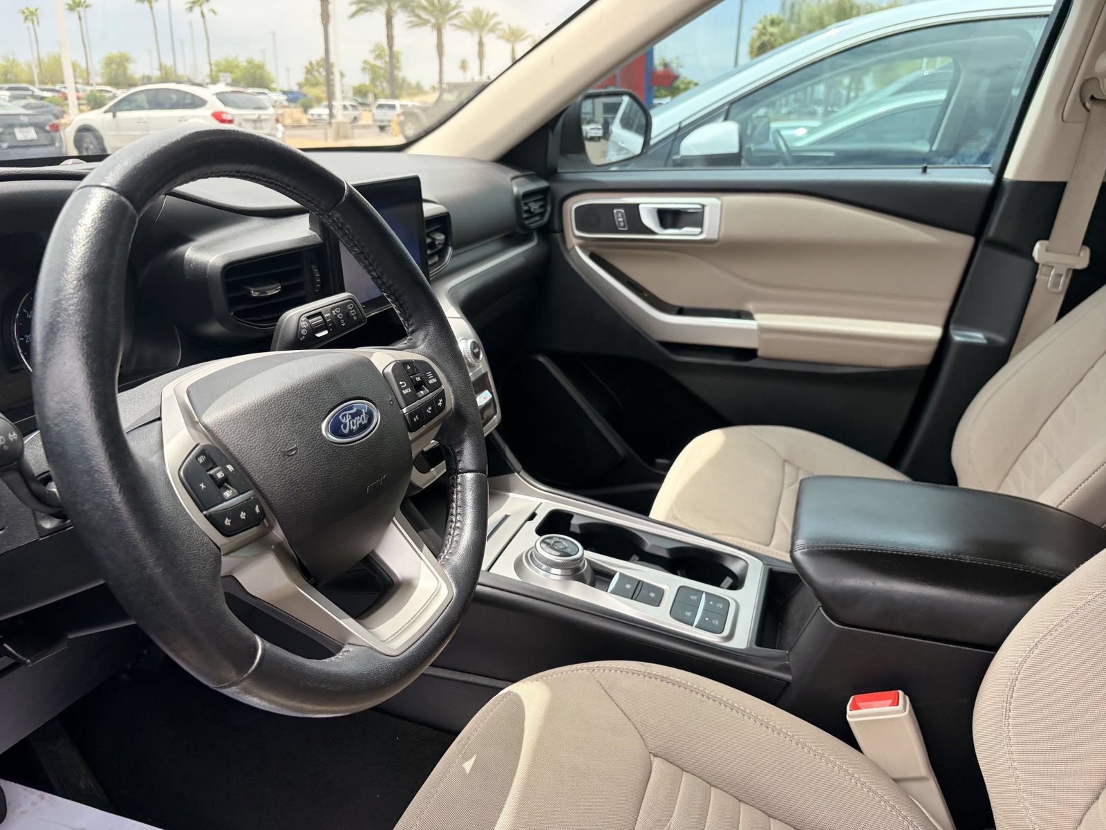 Certified 2021 Ford Explorer XLT RWD image 17