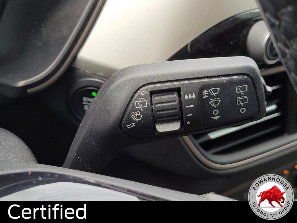 Certified 2022 Ford Escape SE w/ SE Sport Appearance Package FWD image 33