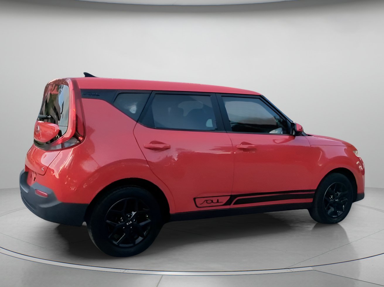 Used 2020 Kia Soul S FWD image 29