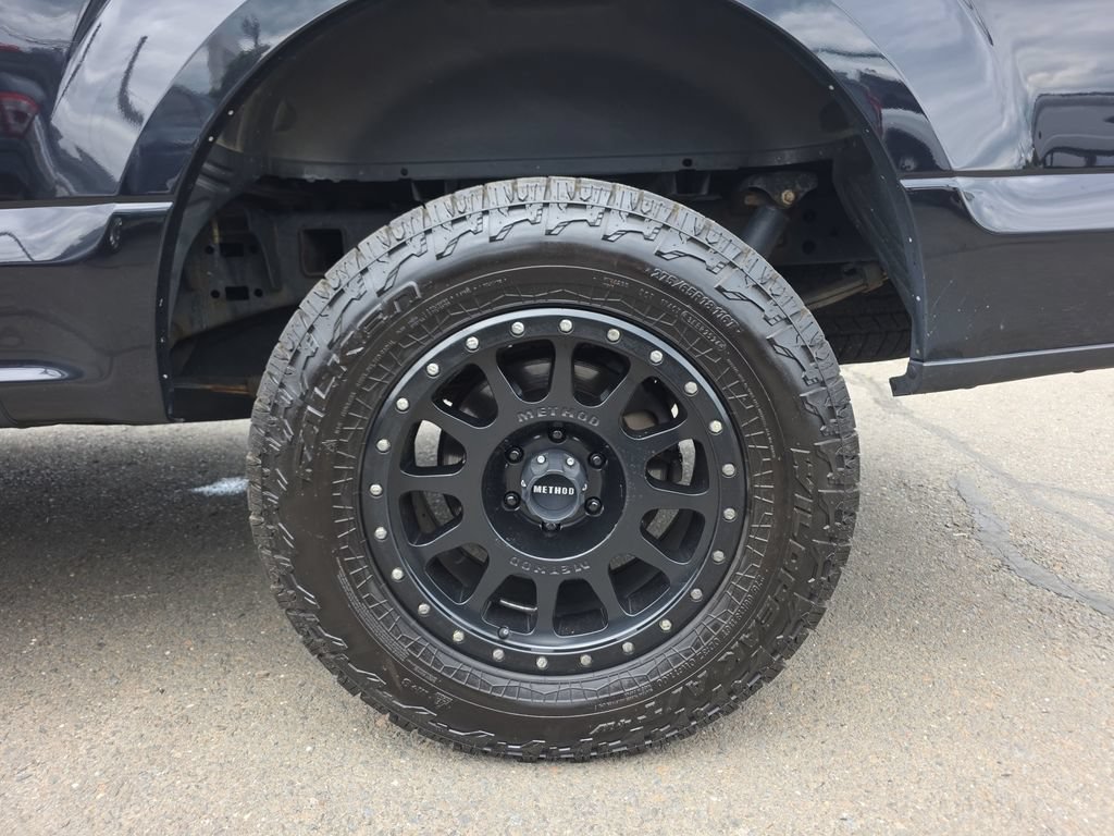 Certified 2019 Ford F150 XLT w/ Equipment Group 302A Luxury AWD/4WD image 13