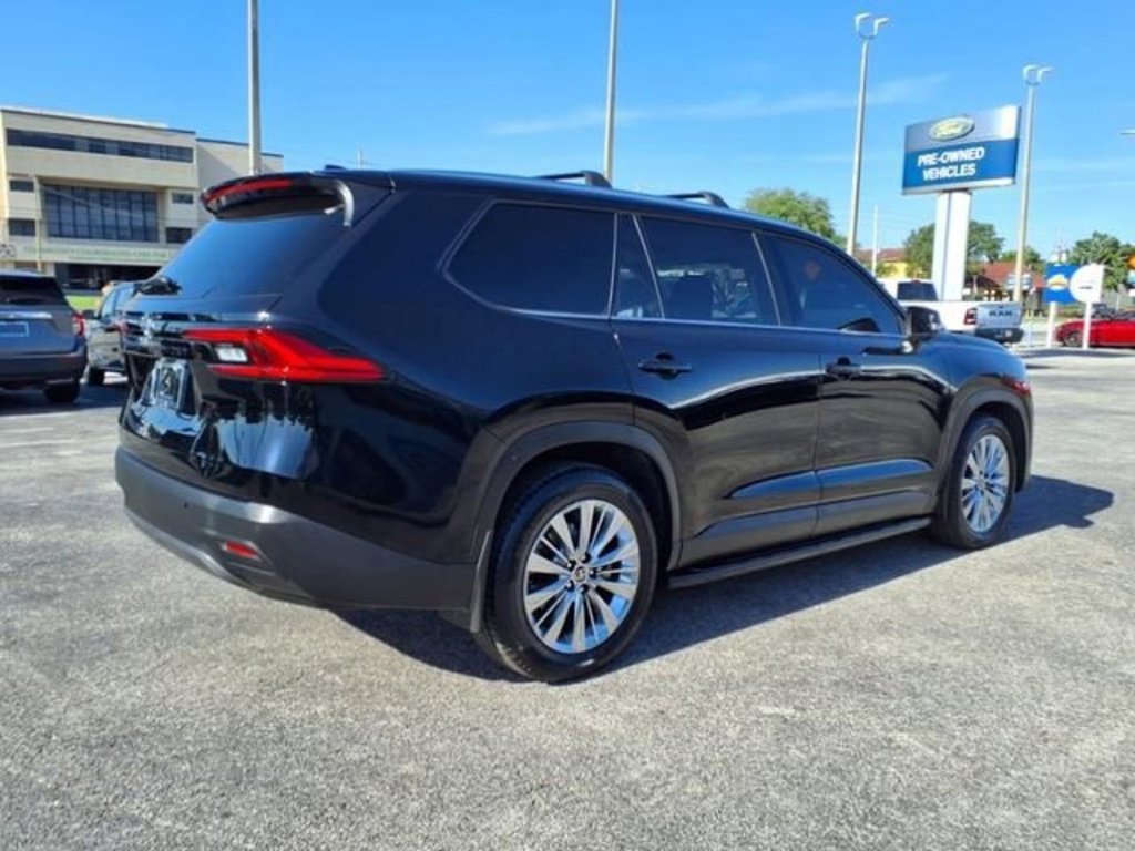 Used 2024 Toyota Grand Highlander Platinum image 13