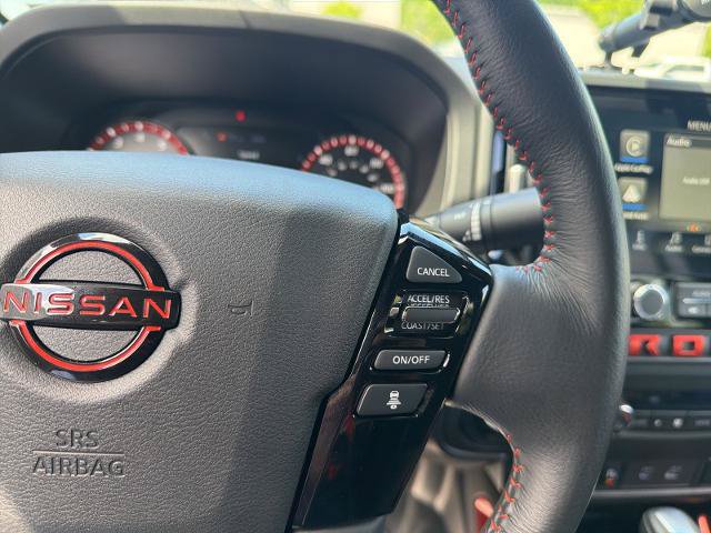 Used 2025 Nissan Frontier PRO-4X AWD/4WD image 28