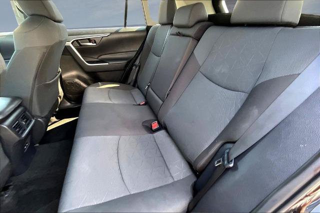 Used 2025 Toyota RAV4 XLE FWD image 22