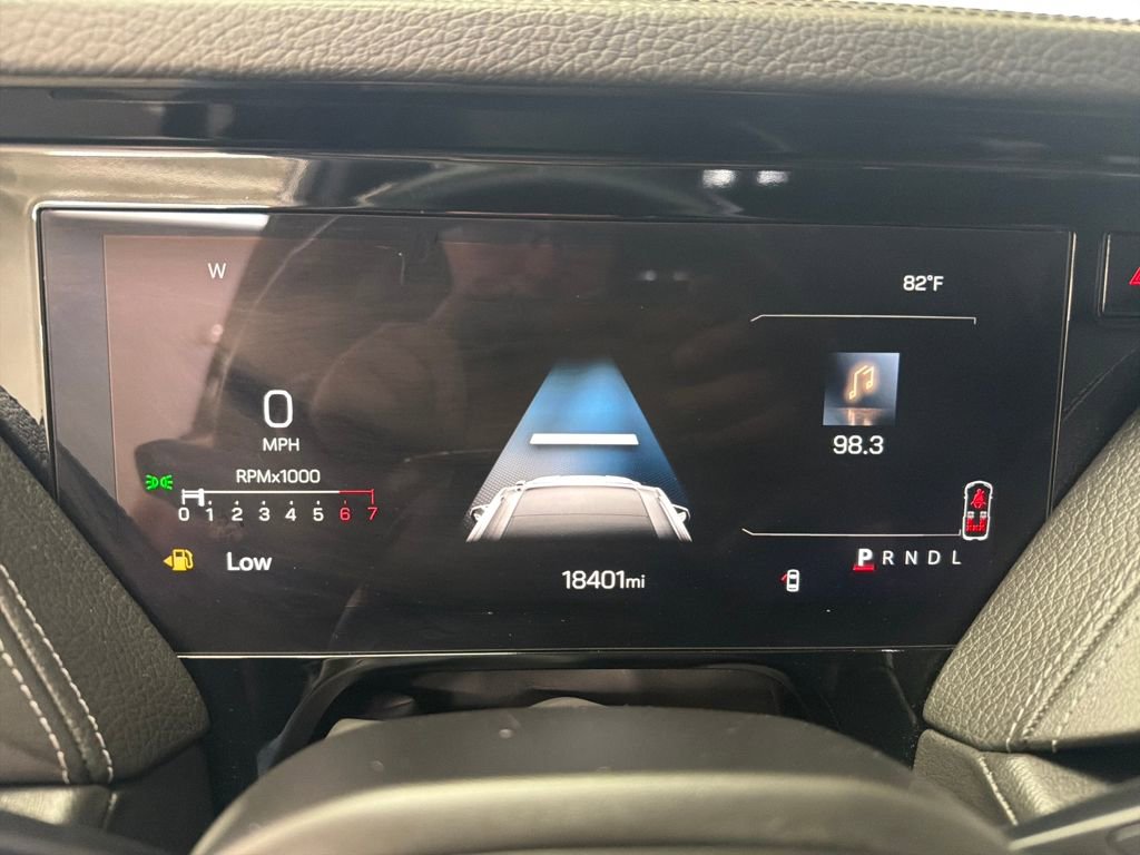 Used 2025 GMC Yukon XL Denali image 23