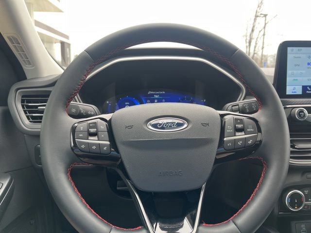 Certified 2022 Ford Escape SEL w/ SEL Stealth AWD Package image 26