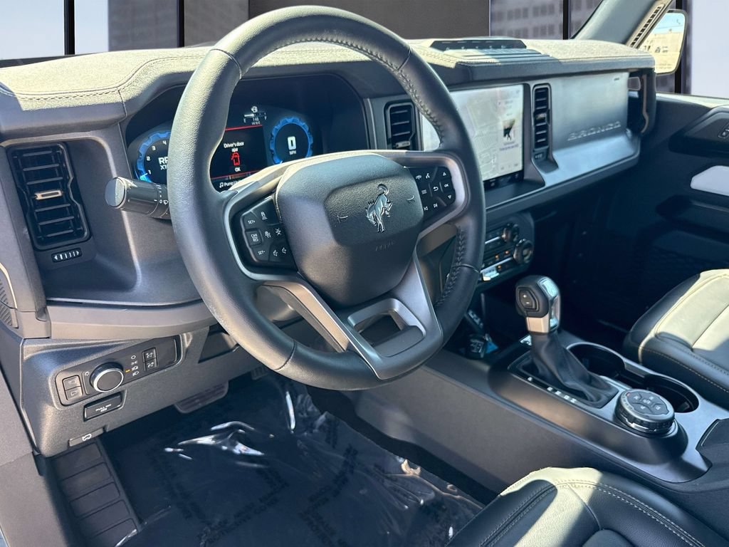 Certified 2025 Ford Bronco Badlands AWD/4WD image 17