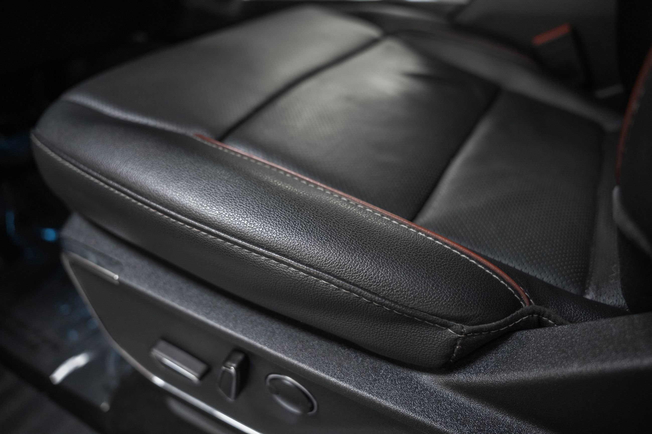 Certified 2023 Ford F150 Lariat w/ Equipment Group 502A High image 46