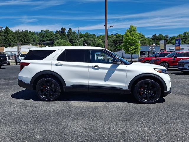 Certified 2022 Ford Explorer ST w/ Equipment Group 401A AWD/4WD image 7