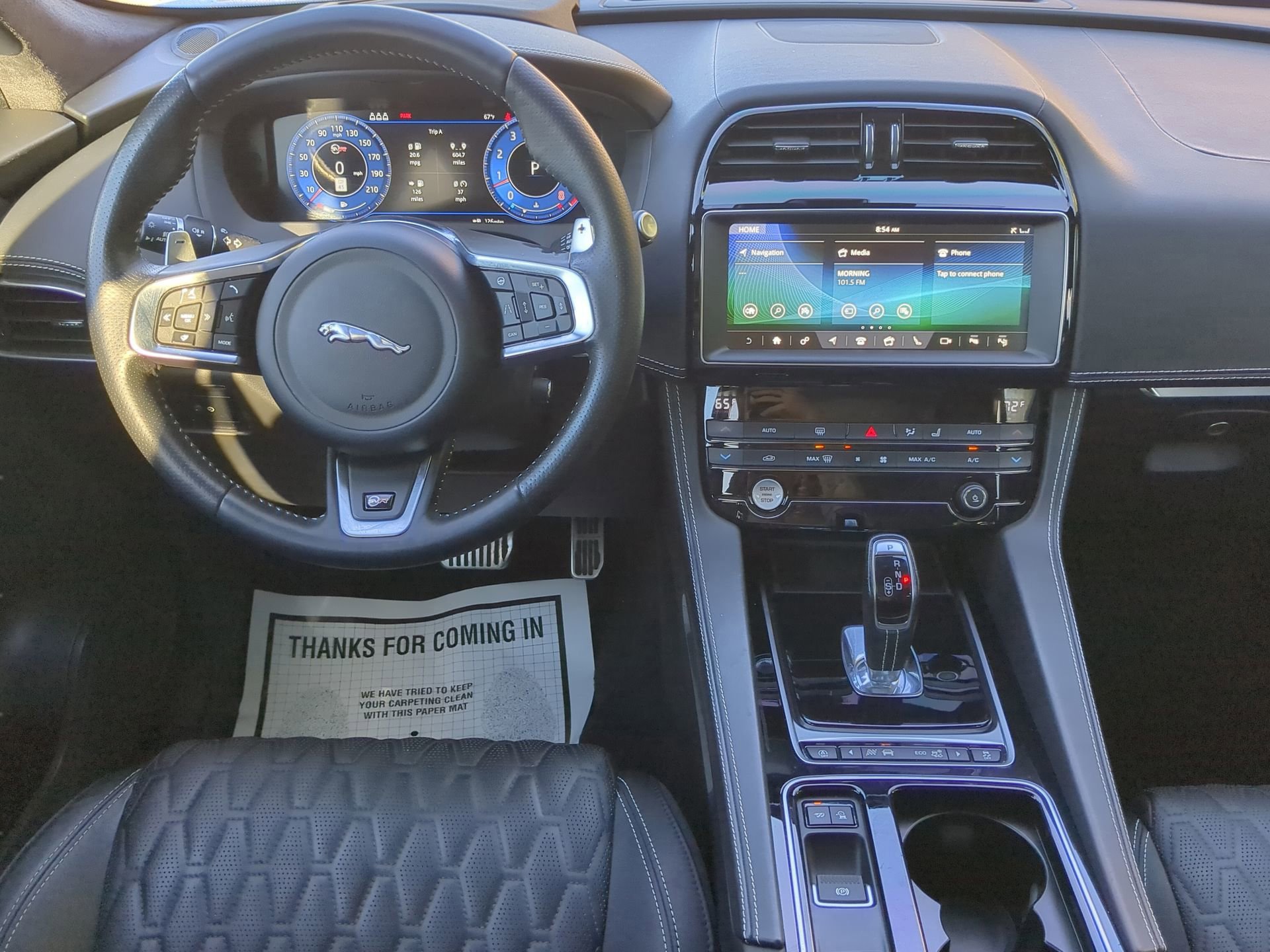 Used 2020 Jaguar F-PACE SVR image 43