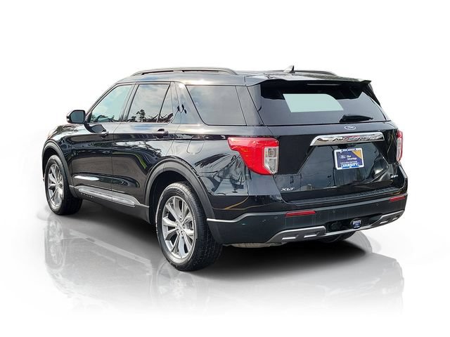 Certified 2023 Ford Explorer XLT w/ Equipment Group 202A AWD/4WD image 5