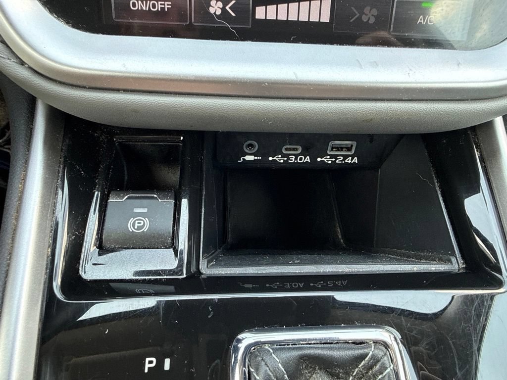 Used 2024 Subaru Legacy Premium AWD/4WD image 25
